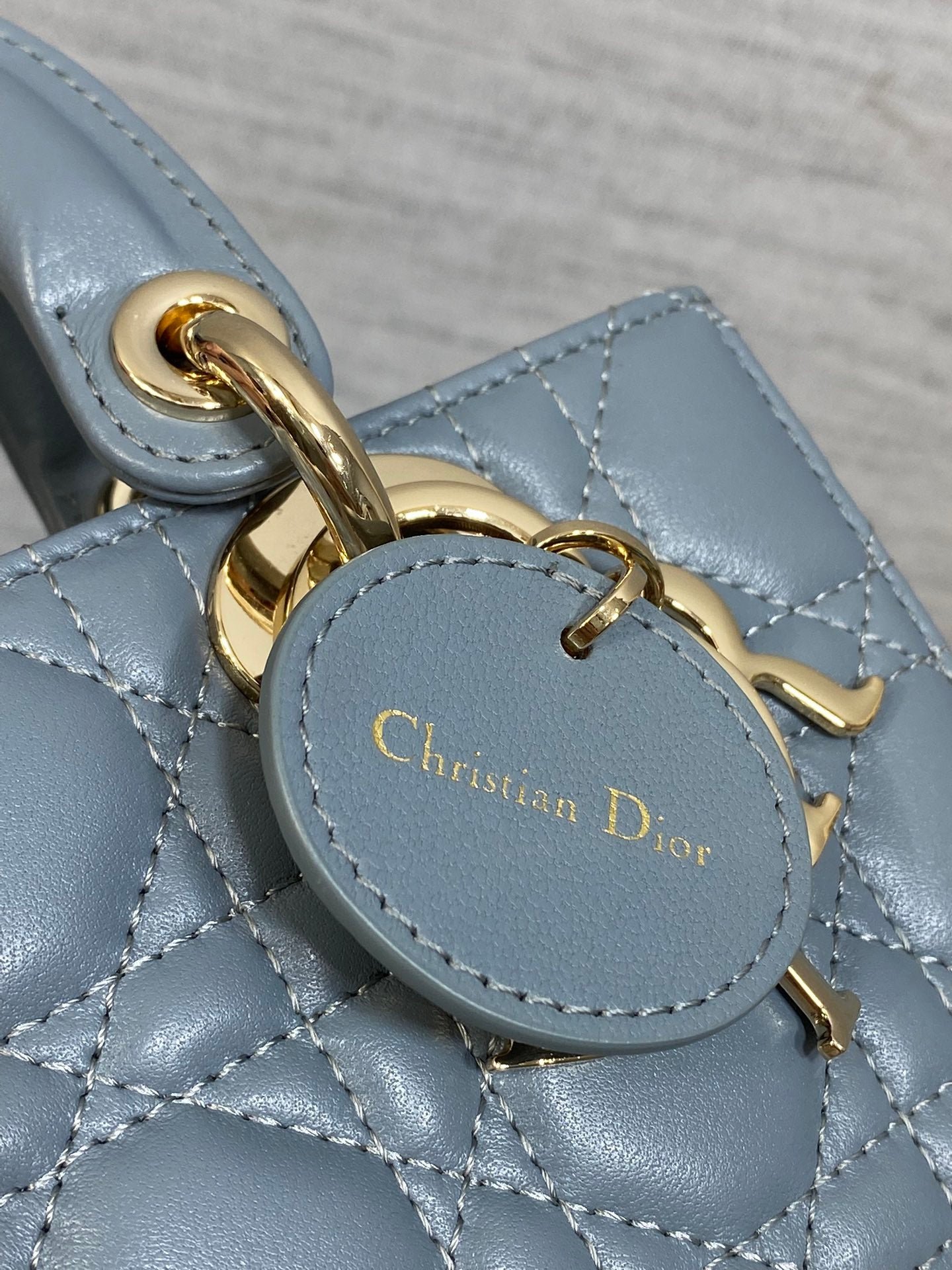 {Style No: 1X711M6I} DIOR 25S SMALL LADY D‑JOY BAG 19 IN STEEL BLUE GRAY CANNAGE CALFSKIN GOLD HARDWRE - Image 6