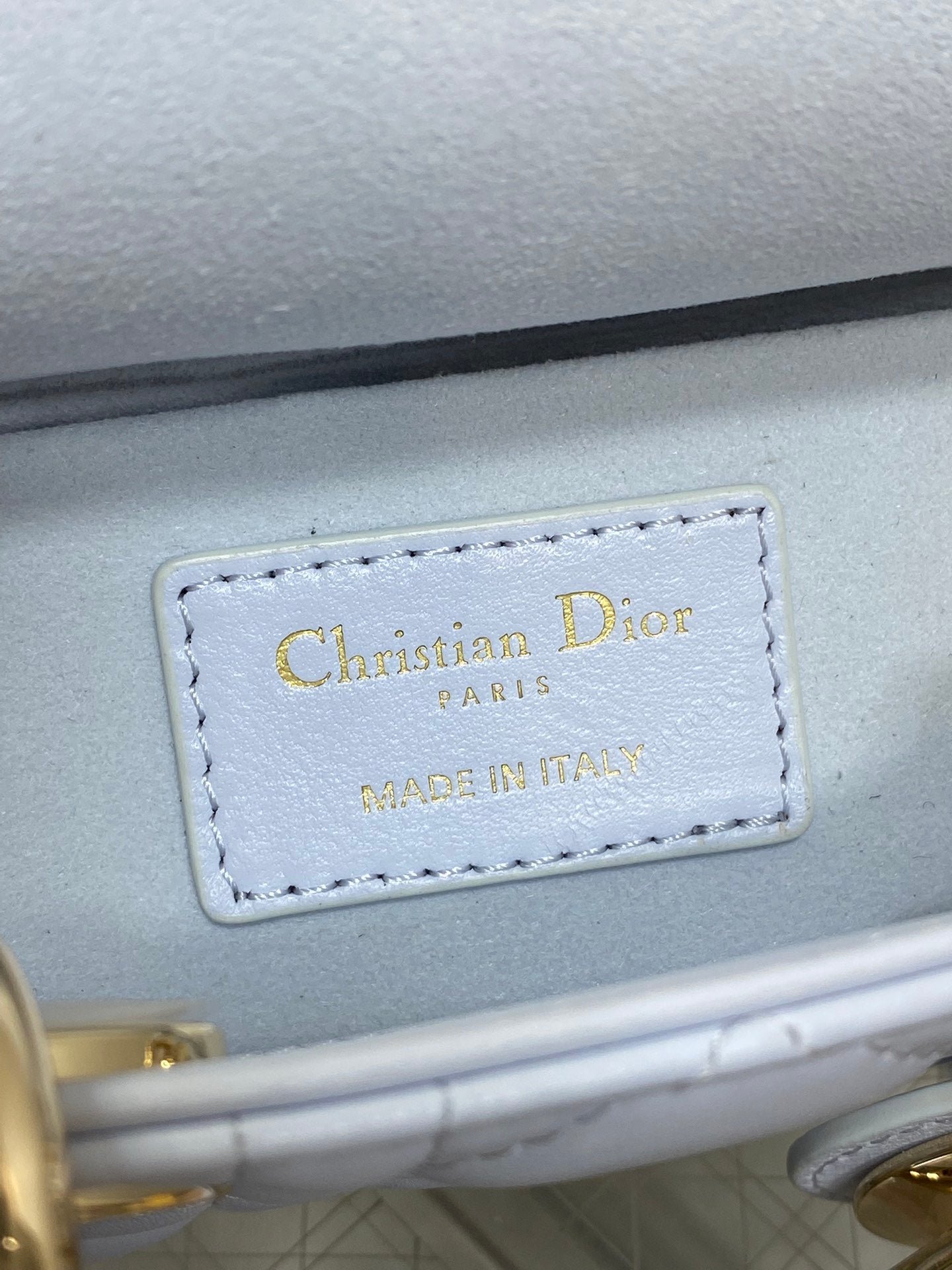 {Style No: CRXQYPJL} DIOR 25S SMALL LADY D‑JOY BAG 19 IN LIGHT BLUE CANNAGE CALFSKIN GOLD HARDWRE - Image 9
