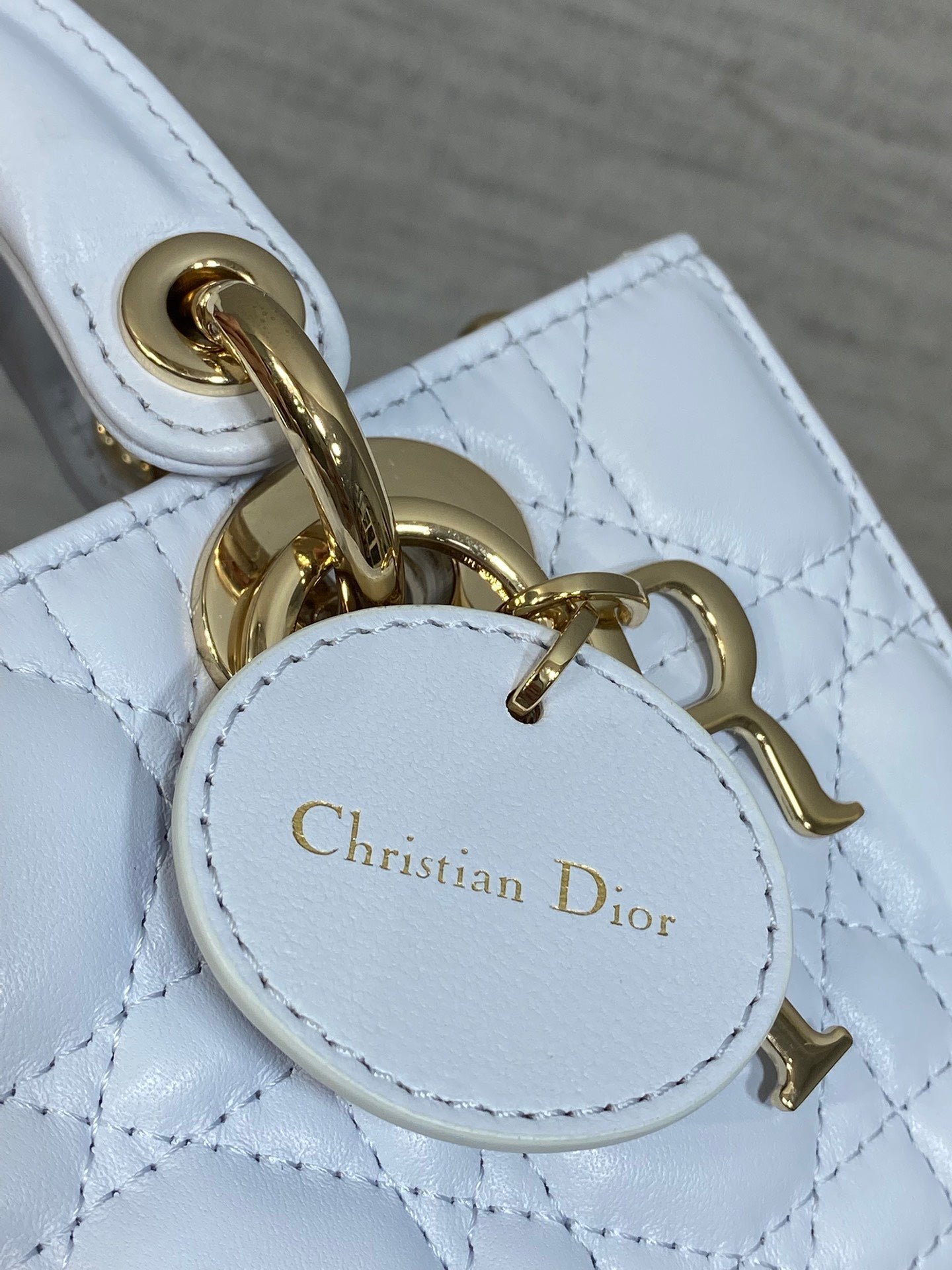 {Style No: CRXQYPJL} DIOR 25S SMALL LADY D‑JOY BAG 19 IN LIGHT BLUE CANNAGE CALFSKIN GOLD HARDWRE - Image 7