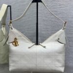 {Style No: VPL3E4QR} DIOR 25S VOYAGE BAG 34 IN IVORY FLAT MACROCANNAGE GRAINED CALFSKIN