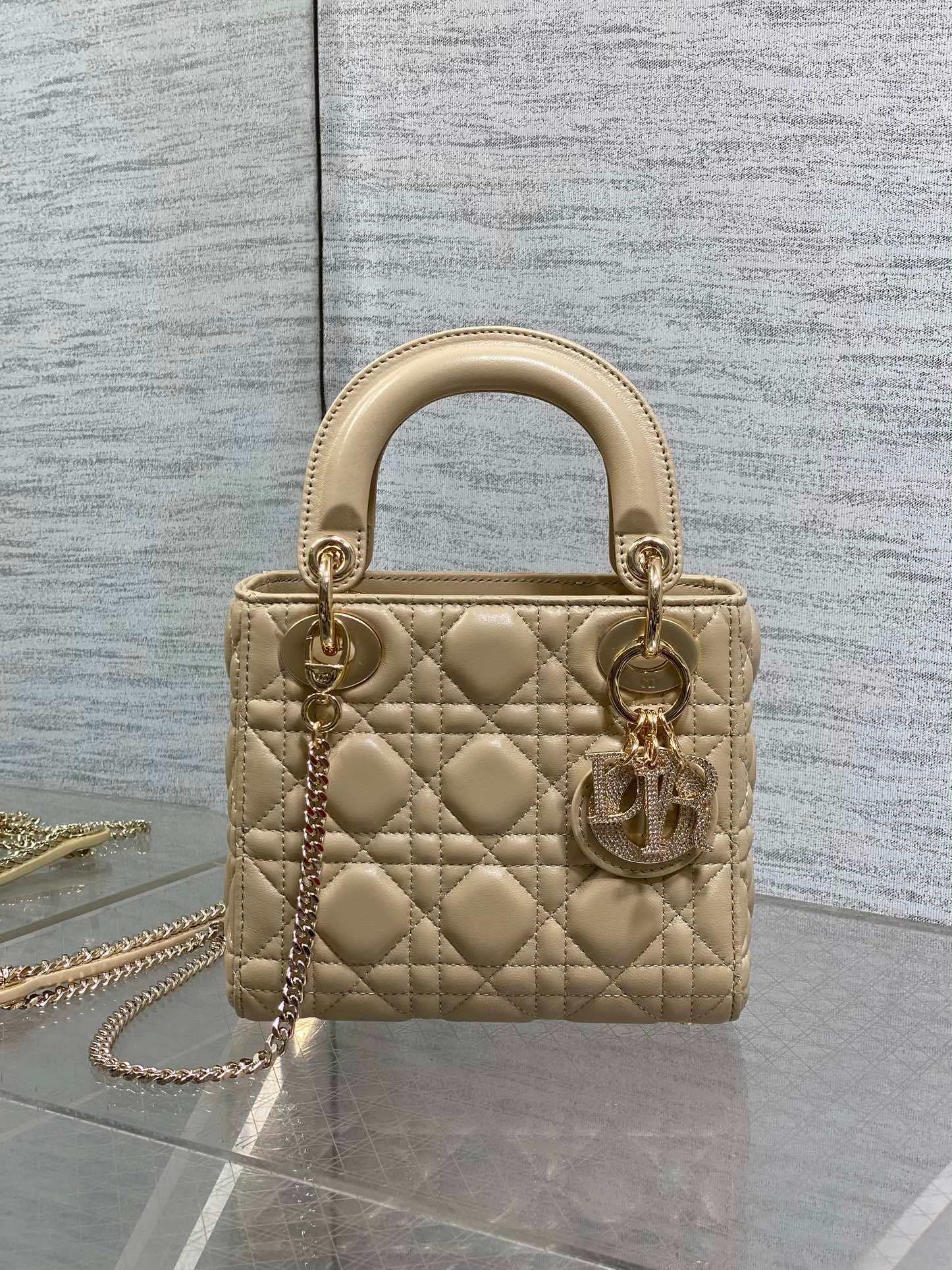 {Style No: NWII4ZO7} DIOR 25S MINI LADY DIOR BAG 17 IN BISCUIT CALFSKIN CHARM CRYSTAL EMBELLISHMENTS - Image 7