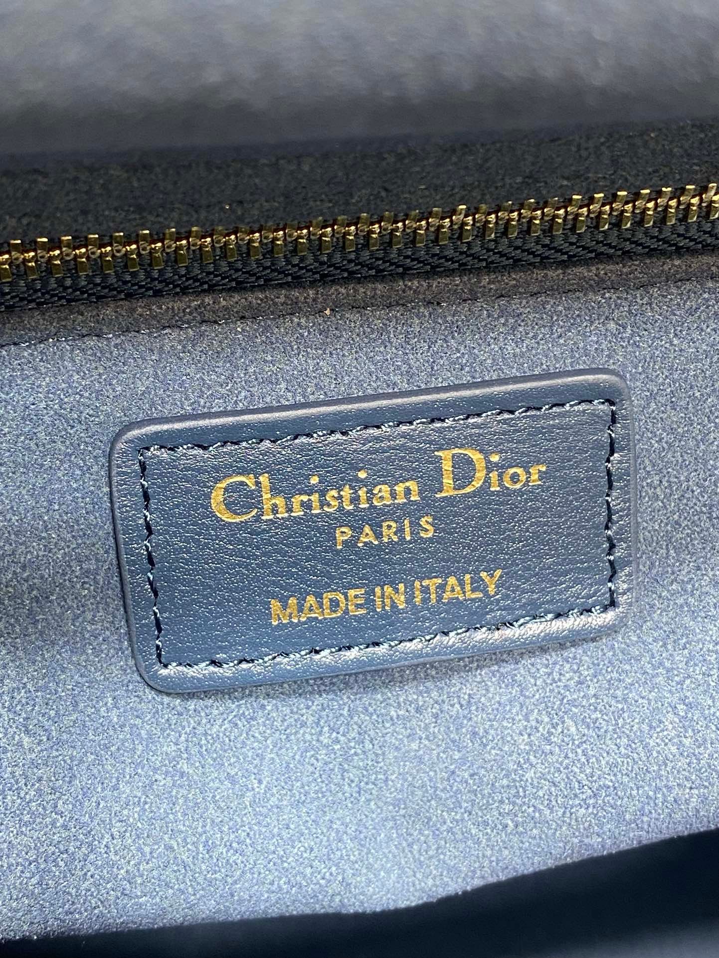 {Style No: IYG8FDT8} DIOR 25S MEDIUM LADY BAG 24 IN DEEP OCEAN BLUE CALFSKIN GOLD HARDWARE - Image 9
