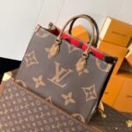 {Style No: XHS9BIKO} ONTHEGO MM 35CM MONOGRAM GIANT CANVAS