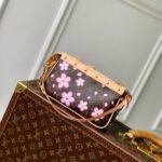 {Style No: LBE5AQEQ} POCHETTE ACCESSOIRES BAG 22 IN SAKURA BROWN MONOGRAM COATED CANVAS