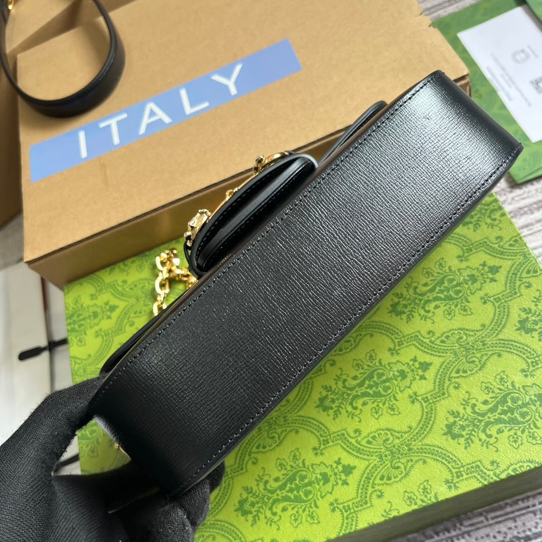 {Style No: FIMO6BEA} DIAMOND HORSEBIT SHOULDER BAG 24 IN BLACK CALFSKIN GOLD HARDWARE - Image 2