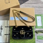 {Style No: D13W44XF} GG MARMONT MINI 22 BAG IN BLACK VELVET