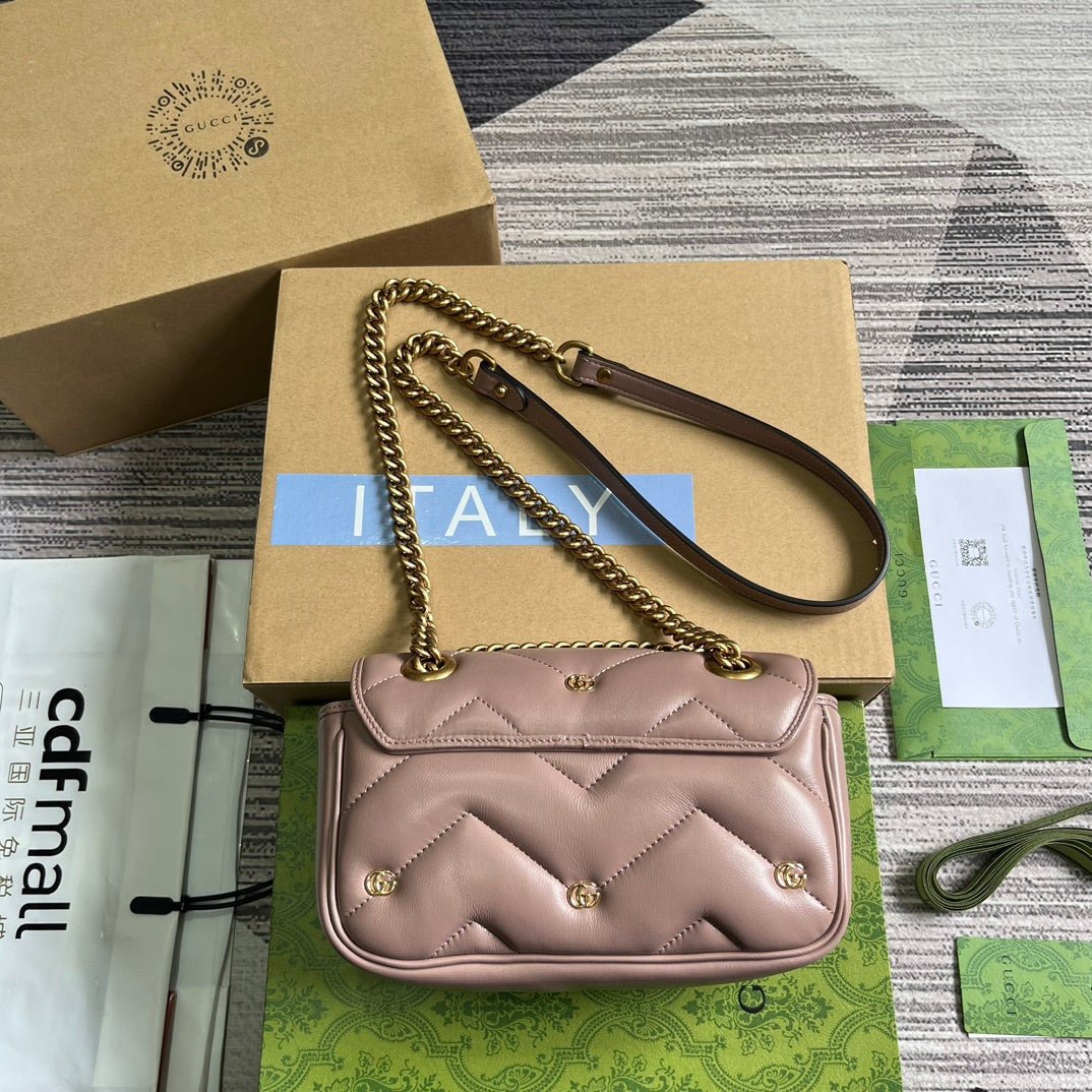 {Style No: YTUWW4Y3} GG MARMONT SMALL 22 BAG IN HOT PINK LAMBSKIN - Image 3