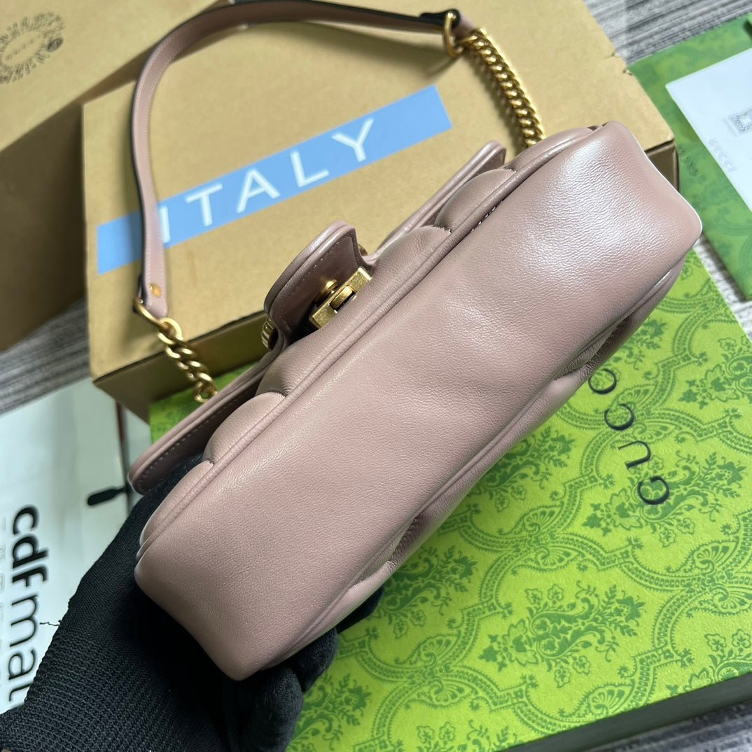 {Style No: YTUWW4Y3} GG MARMONT SMALL 22 BAG IN HOT PINK LAMBSKIN - Image 7