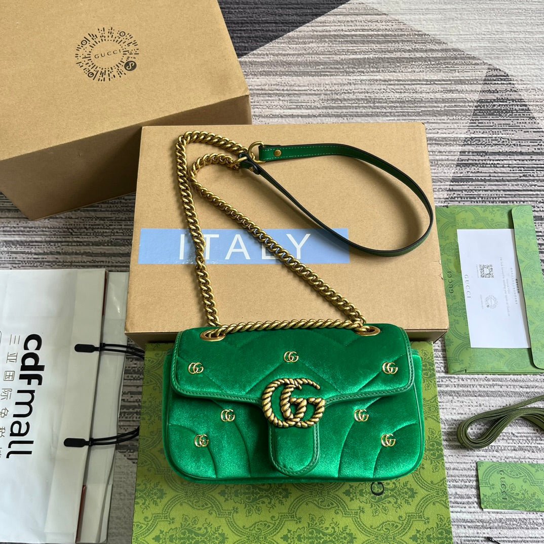 {Style No: 6PIQ3O9E} GG MARMONT MINI 22 BAG IN COOL GREEN VELVET