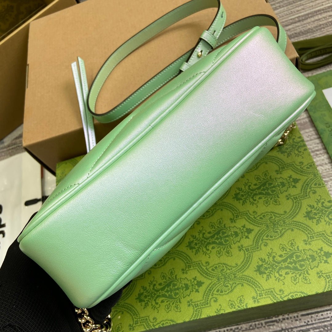 {Style No: S11ZZM2Z} GG MARMONT 24 SMALL MATELASSÉ SHOULDER BAG GREEN IRIDESCENT CALFSKIN - Image 9