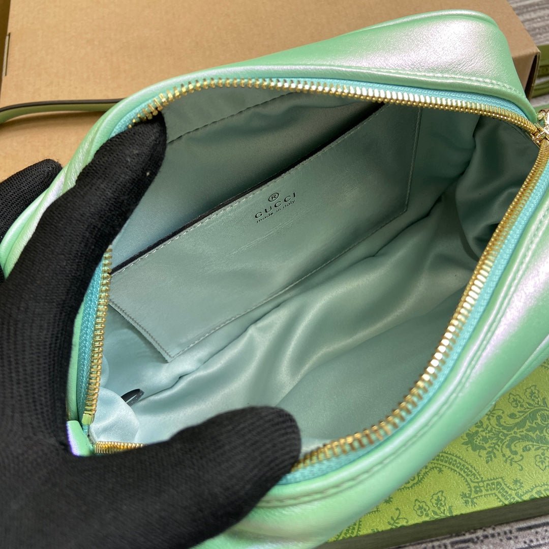 {Style No: S11ZZM2Z} GG MARMONT 24 SMALL MATELASSÉ SHOULDER BAG GREEN IRIDESCENT CALFSKIN - Image 5