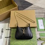 {Style No: 4W1SY8YV} JACKIE NOTTE MINI BAG 19 IN BLACK CRACKED LACQUER CALFSKIN GOLD HARDWARE
