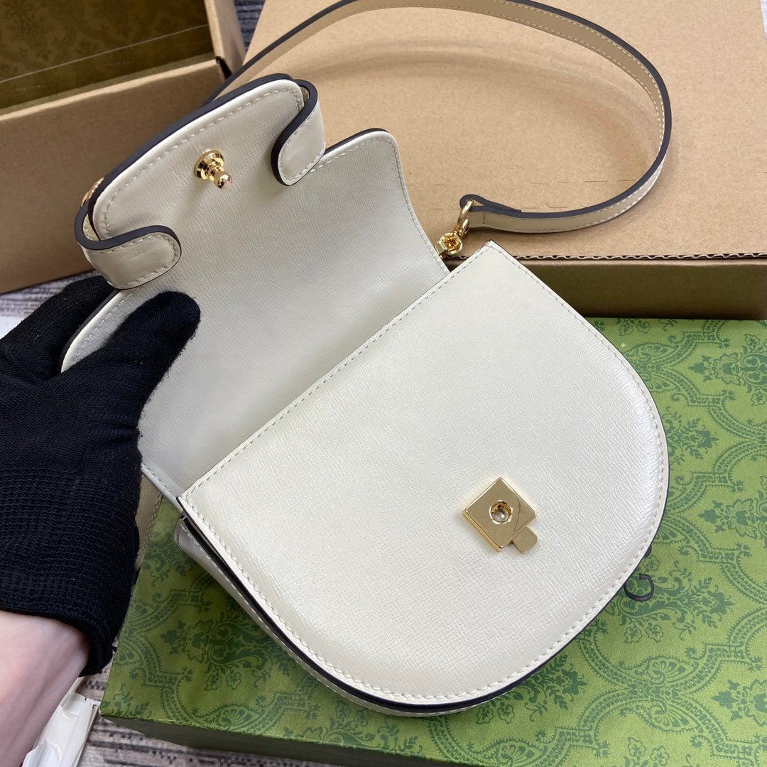 {Style No: FT5VHHED} HORSEBIT 1955 MINI TOP HANDLE BAG 18 IN WHITE CALFSKIN GOLD HARDWARE - Image 5