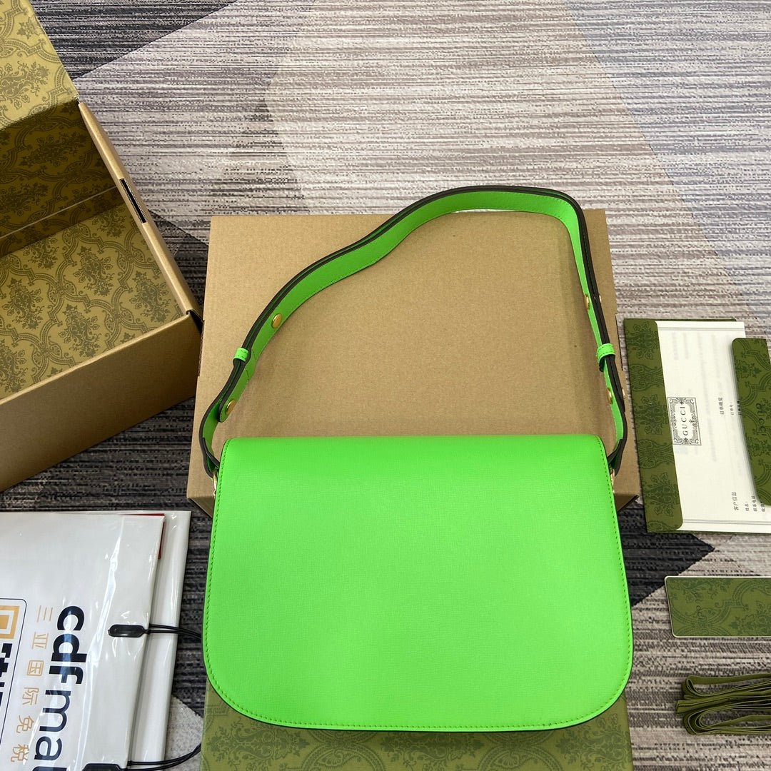 {Style No: 8OALWU7F} HORSEBIT 1955 SHOULDER BAG 25 IN THYME GREEN LAMBSKIN GOLD HARDWARE - Image 8