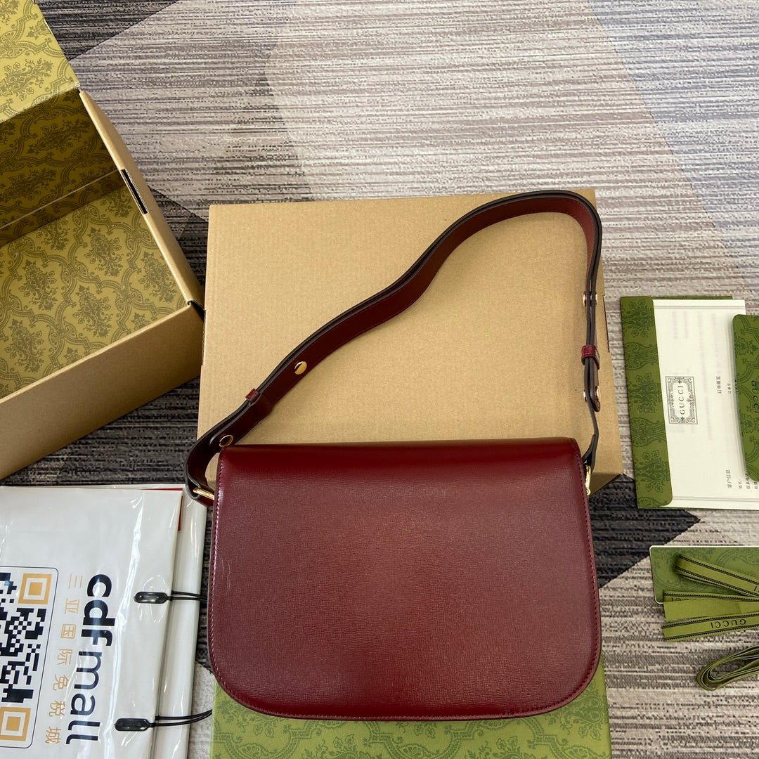 {Style No: KAR9UXD3} HORSEBIT 1955 SHOULDER BAG 25 IN WINE RED LAMBSKIN GOLD HARDWARE - Image 7