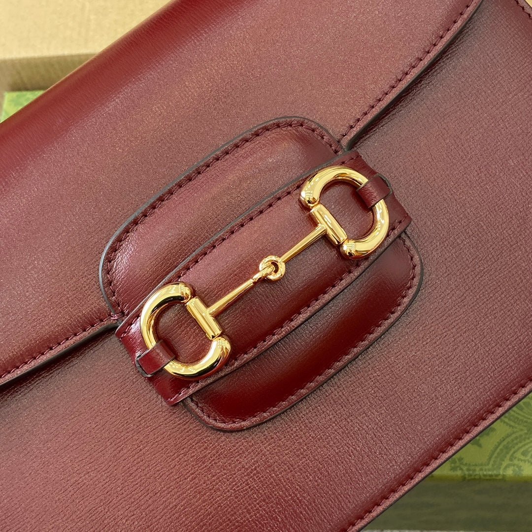 {Style No: KAR9UXD3} HORSEBIT 1955 SHOULDER BAG 25 IN WINE RED LAMBSKIN GOLD HARDWARE - Image 9