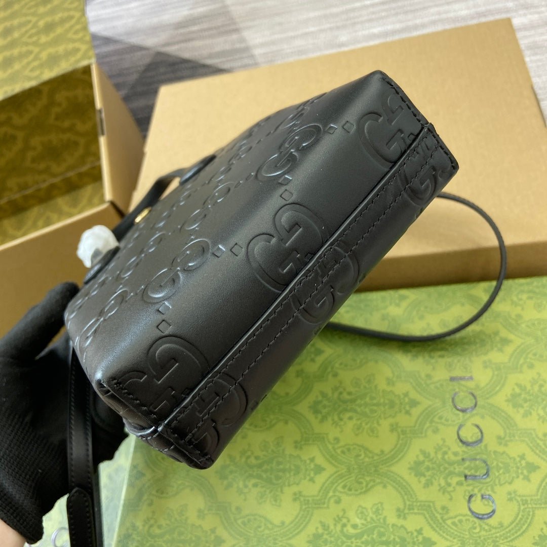 {Style No: X9APXVTW} GG 20 SUPER MINI BAG WITH STRAP IN BLACK CALFSKIN - Image 5