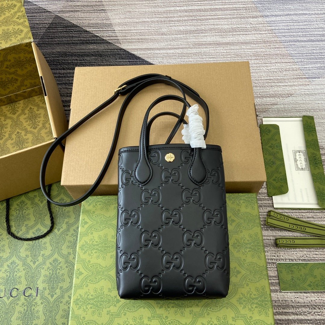 {Style No: X9APXVTW} GG 20 SUPER MINI BAG WITH STRAP IN BLACK CALFSKIN - Image 3