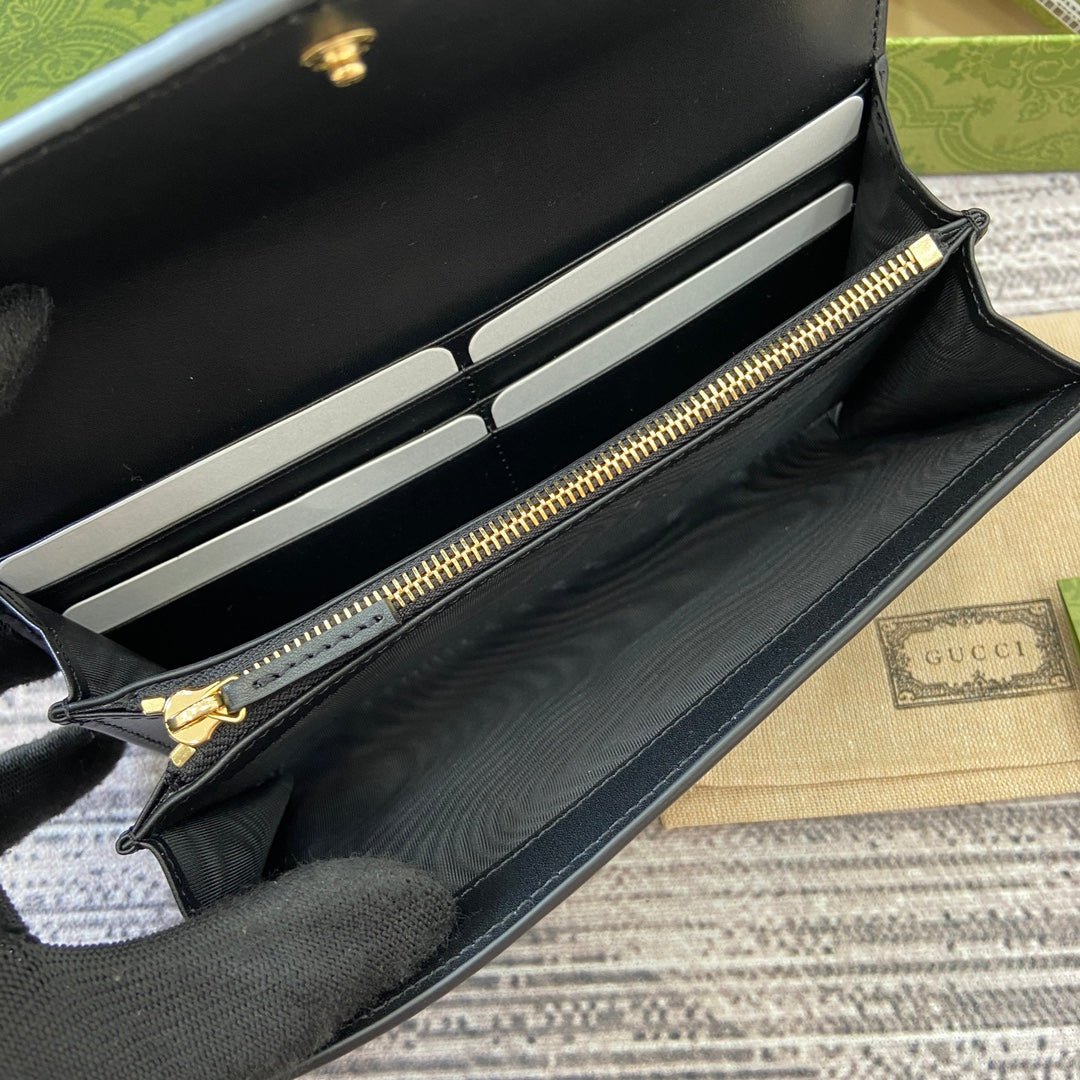 {Style No: N2L7UIEN} CONTINENTAL WALLET 19 IN BLACK EMBOSSED CALFSKIN GOLD HARDWARE - Image 7