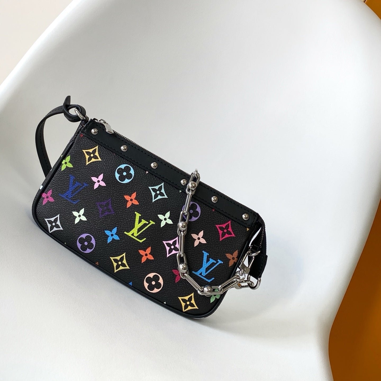 {Style No: 5M19X23X} POCHETTE ACCESSOIRES 22 BAG IN MULTICOLOR MONOGRAM CANVAS AND COWHIDE