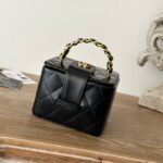 {Style No: FAOZ4K7N} MINI VINTAGE COSMETIC BAG 11 IN BLACK SHINY CALFSKIN GOLD HARDWARE