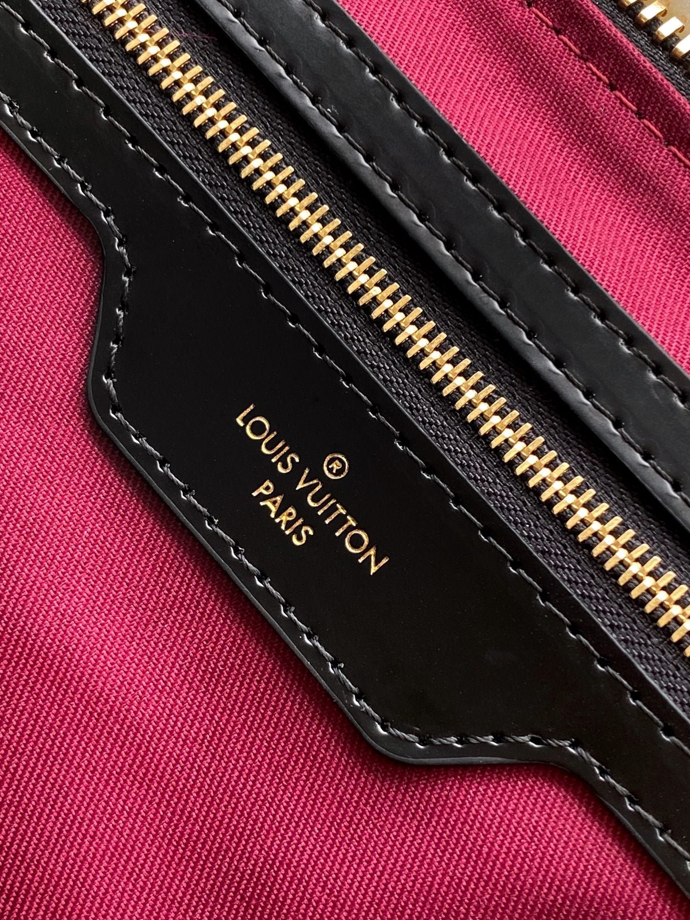 {Style No: IUVK6FXN} KEEPALL BANDOULIÈRE 45 IN BLACK MONOGRAM TOMETTE CANVAS - Image 9