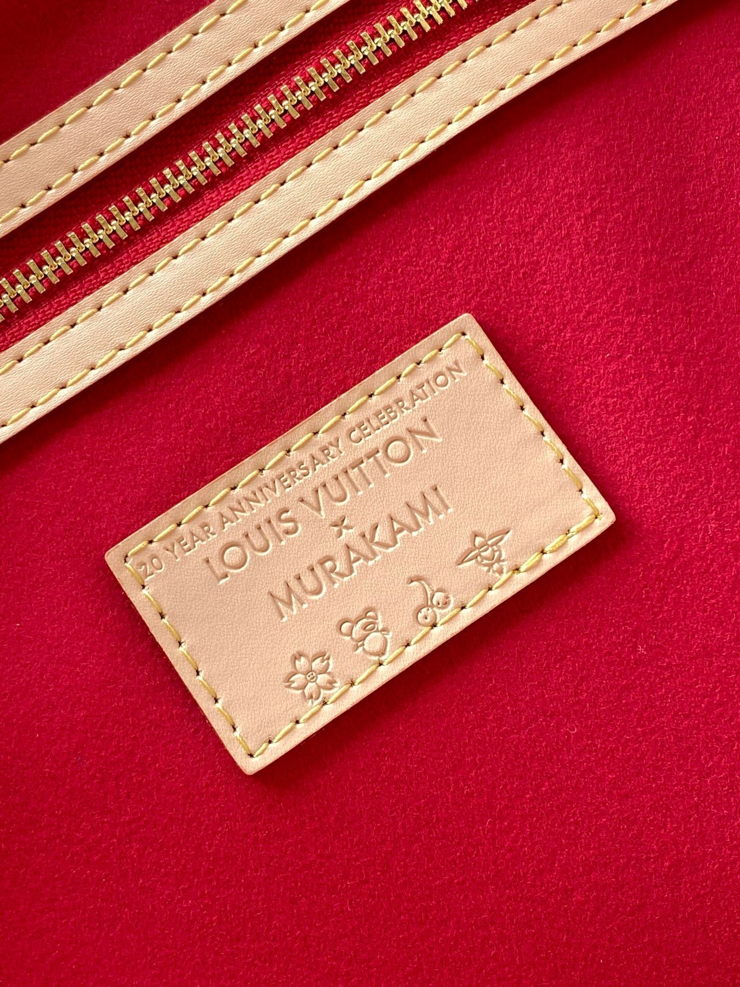 {Style No: H6VNJ3HH} KEEPALL BANDOULIÈRE 45 IN WHITE AND RED CALFSKIN - Image 9