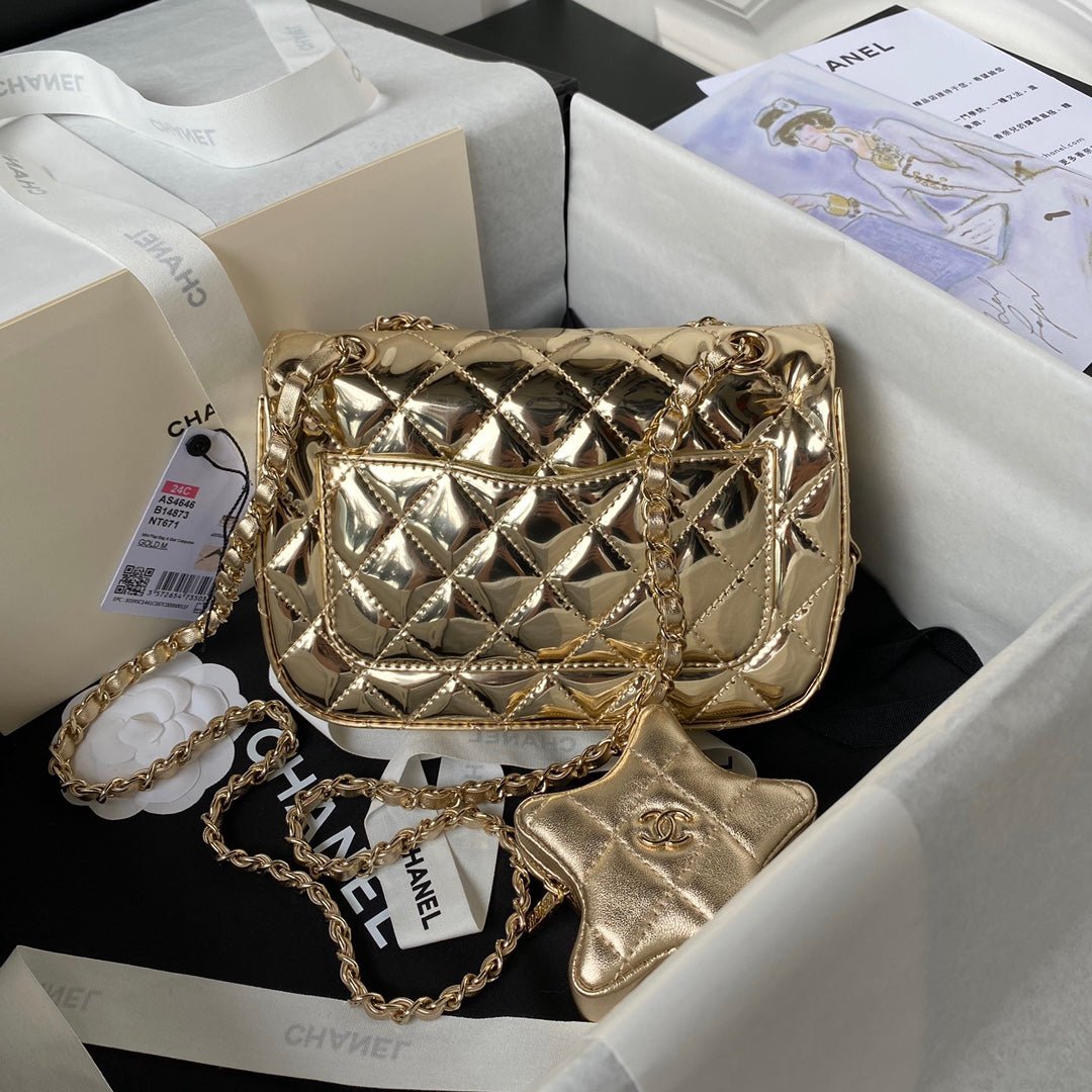 {Style No: FDYILFTL} CC MINI 19 FLAP BAG IN GOLDEN METALLIC CALFSKIN WITH STRAP - Image 6
