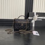 {Style No: 8RCZIERI} COSMETIC BAG 19 IN BLACK GRAINED CALFSKIN GOLD HARDWARE