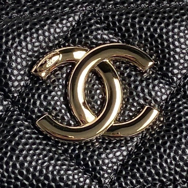 {Style No: 8RCZIERI} COSMETIC BAG 19 IN BLACK GRAINED CALFSKIN GOLD HARDWARE - Image 6