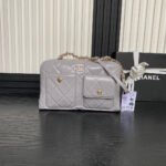 {Style No: Y4OMYWZA} BOWLING BAG 29 IN GREY CALFSKIN GOLD HARDWARE