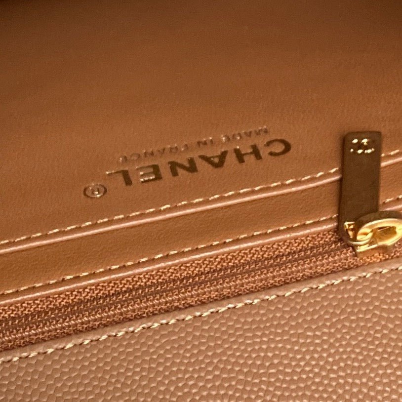 {Style No: 198VTNNJ} CHANEL 25S FLAP BAG 22 CM IN LIGHT BROWN CAVIAR WITH GOLD HARDWARE - Image 6