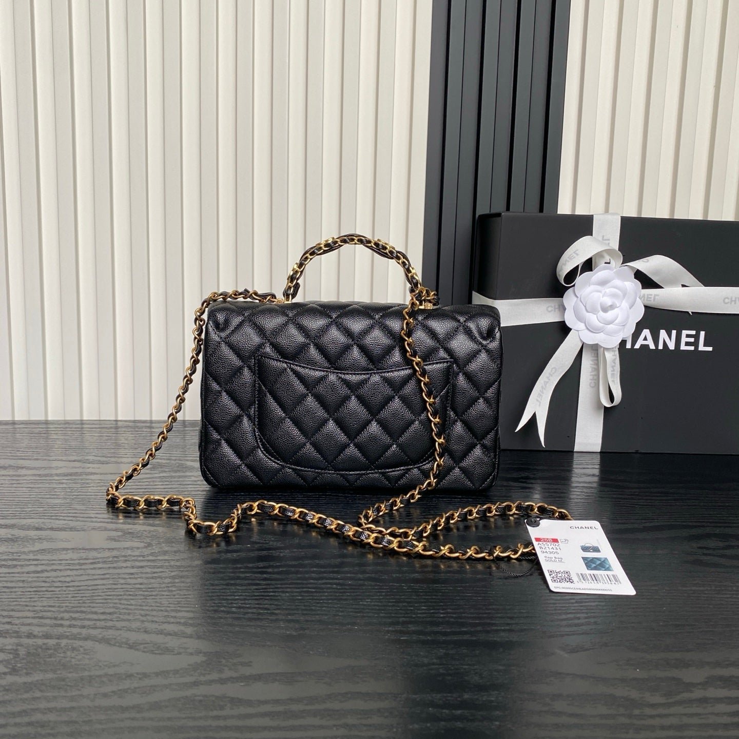 {Style No: Z9ZSSNYK} CHANEL 25S FLAP BAG 22 CM IN BLACK CAVIAR WITH GOLD HARDWARE - Image 3