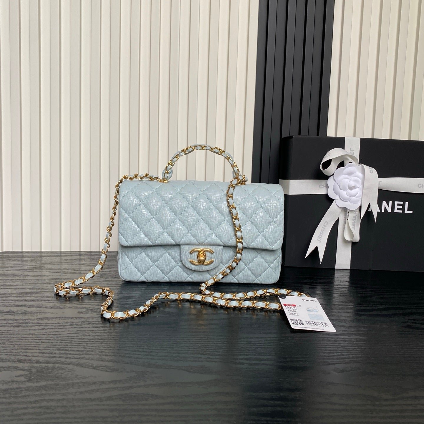 {Style No: L7PSZMJO} CHANEL 25S FLAP BAG 22 IN LIGHT BLUE CALFSKIN GOLD HARDWARE