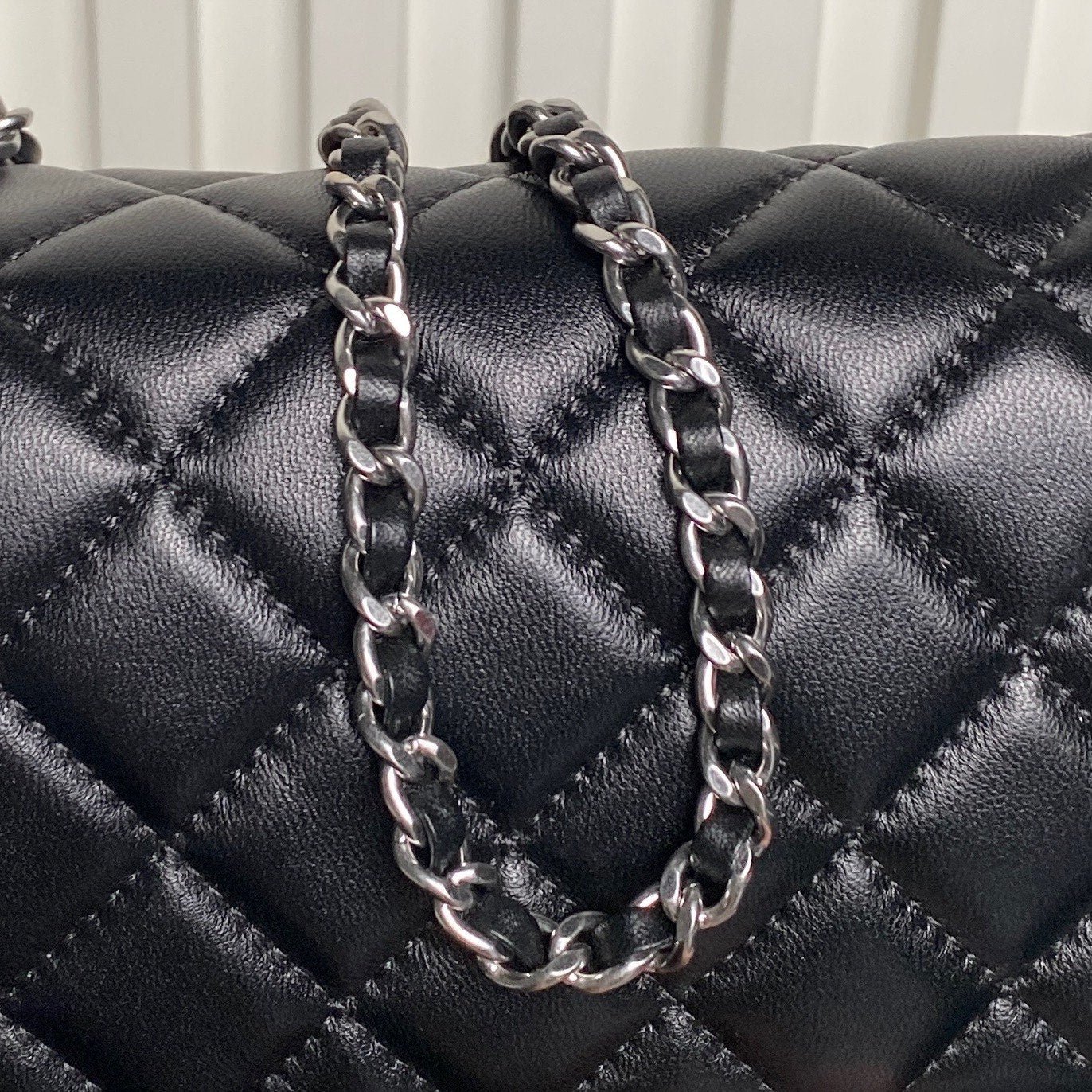 {Style No: 272YKMVZ} CHANEL 25S FLAP BAG 23 IN BLACK CALFSKIN SILVER HARDWARE - Image 9