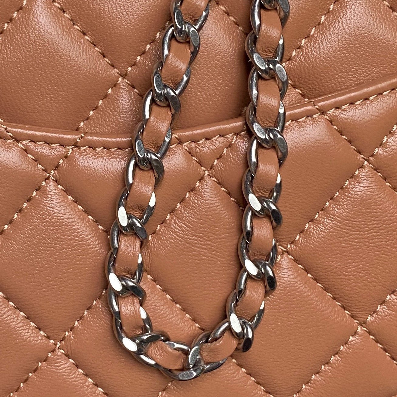 {Style No: X4PB51PW} CHANEL 25S MINI FLAP BAG 18 IN DARK CARAMEL CALFSKIN - Image 9