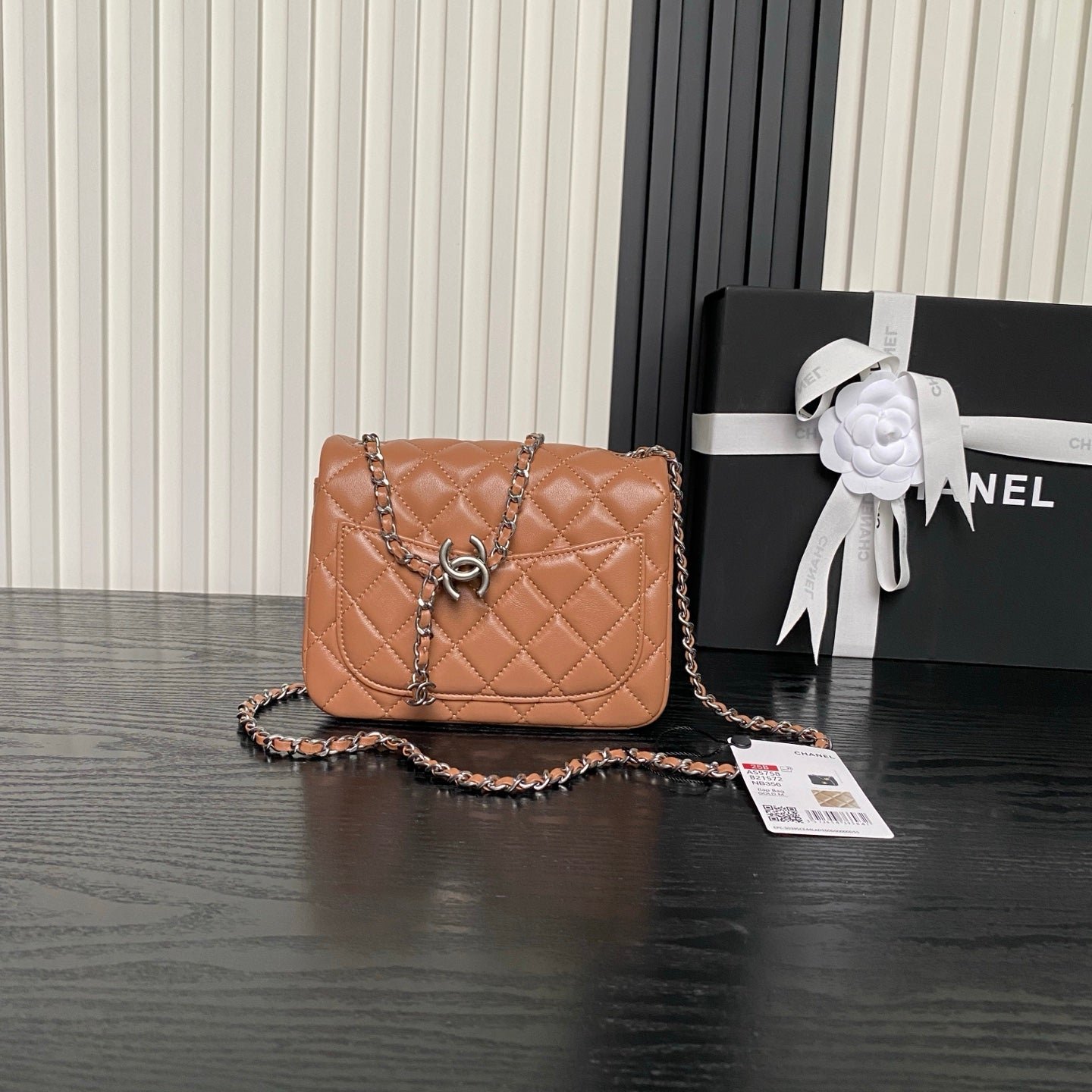 {Style No: X4PB51PW} CHANEL 25S MINI FLAP BAG 18 IN DARK CARAMEL CALFSKIN - Image 2