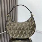 {Style No: NZ957NIT} FENDIGRAPHY MEDIUM 29 IN GURKHA JACQUARD FABRIC FF MOTIF GOLD HARDWARE