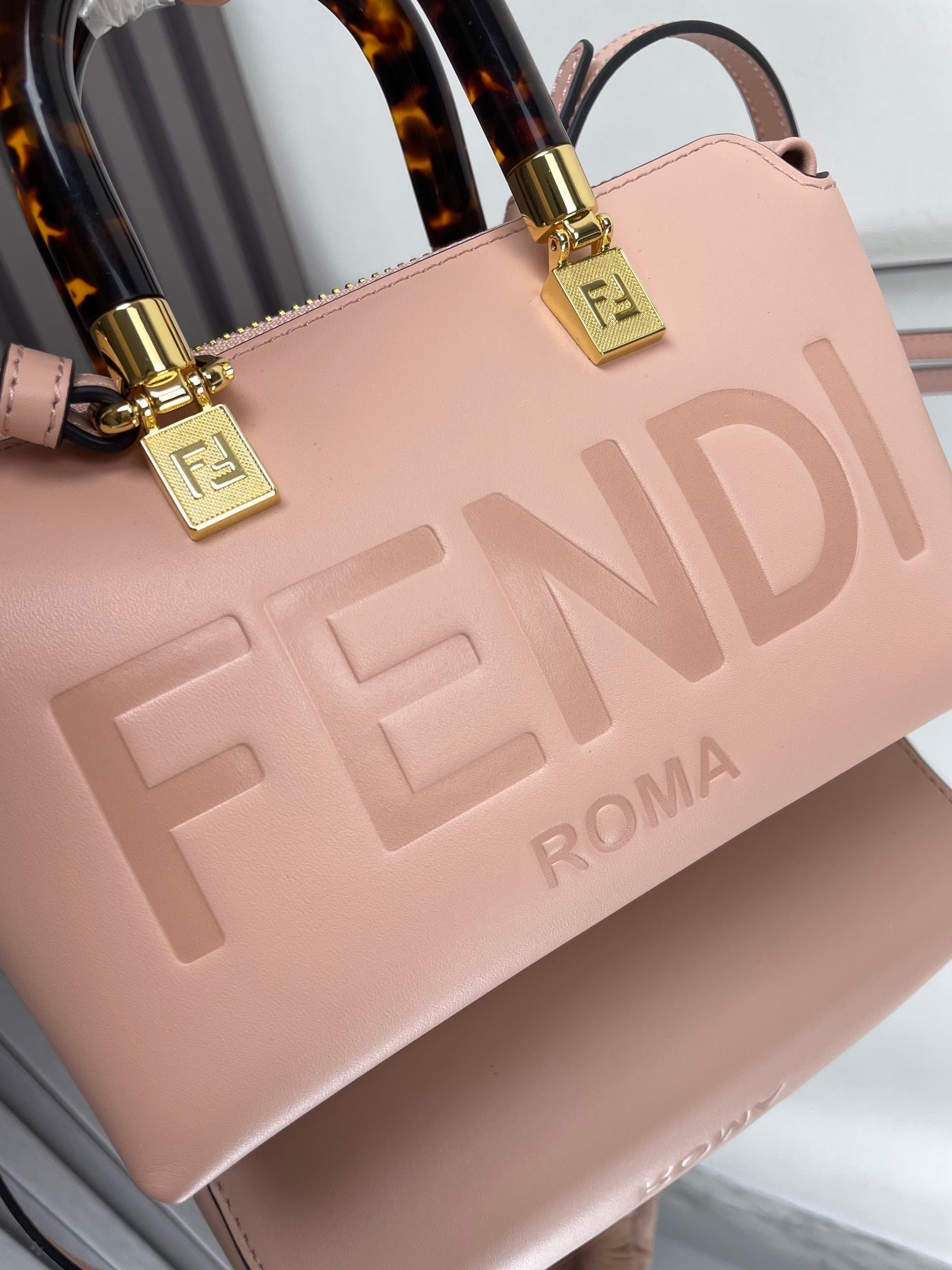{Style No: JU3ZZ82N} BY THE WAY MINI 18 IN ROSE FOG EMBOSSED CALFSKIN GOLD HARDWARE - Image 5