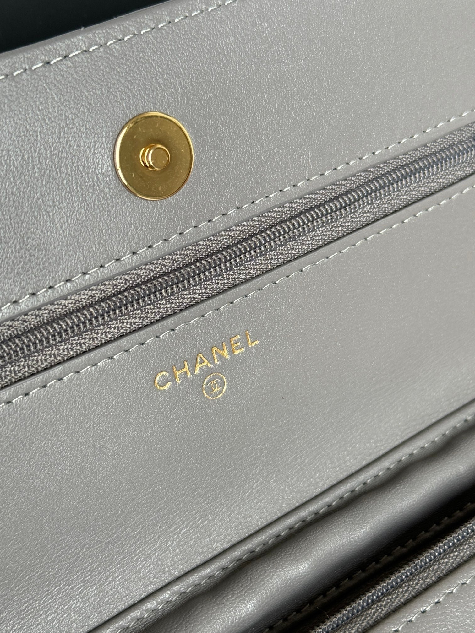 {Style No: BH14BZ6M} CC WOC ENTRUPY 19 BAG IN SPANISH GREY CALFSKIN - Image 6