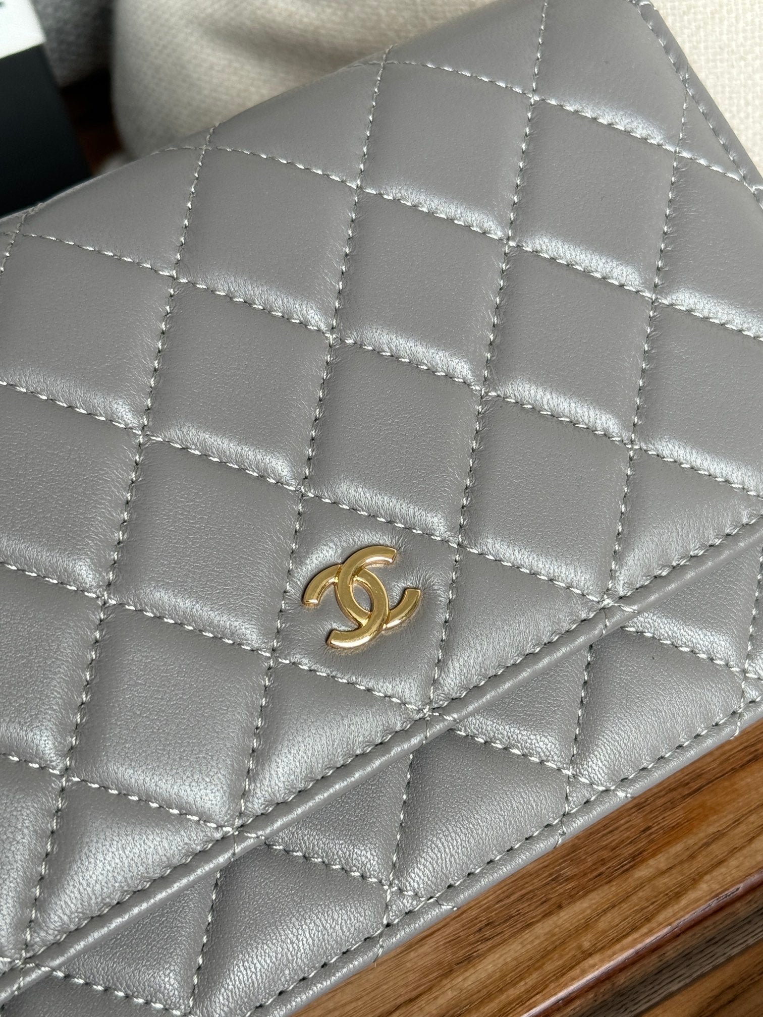 {Style No: BH14BZ6M} CC WOC ENTRUPY 19 BAG IN SPANISH GREY CALFSKIN - Image 5