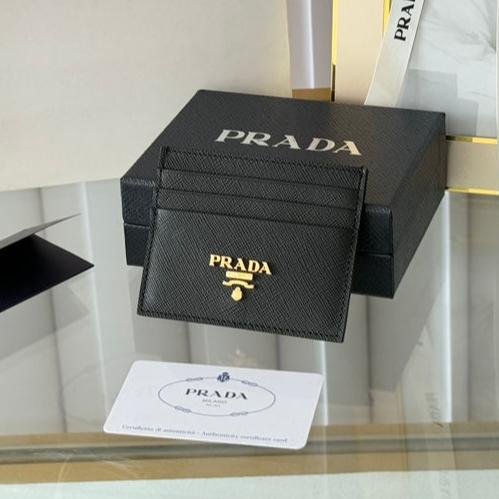 {Style No: QIGWSUYW} PRA 10 CARD HOLDER IN BLACK CALFSKIN