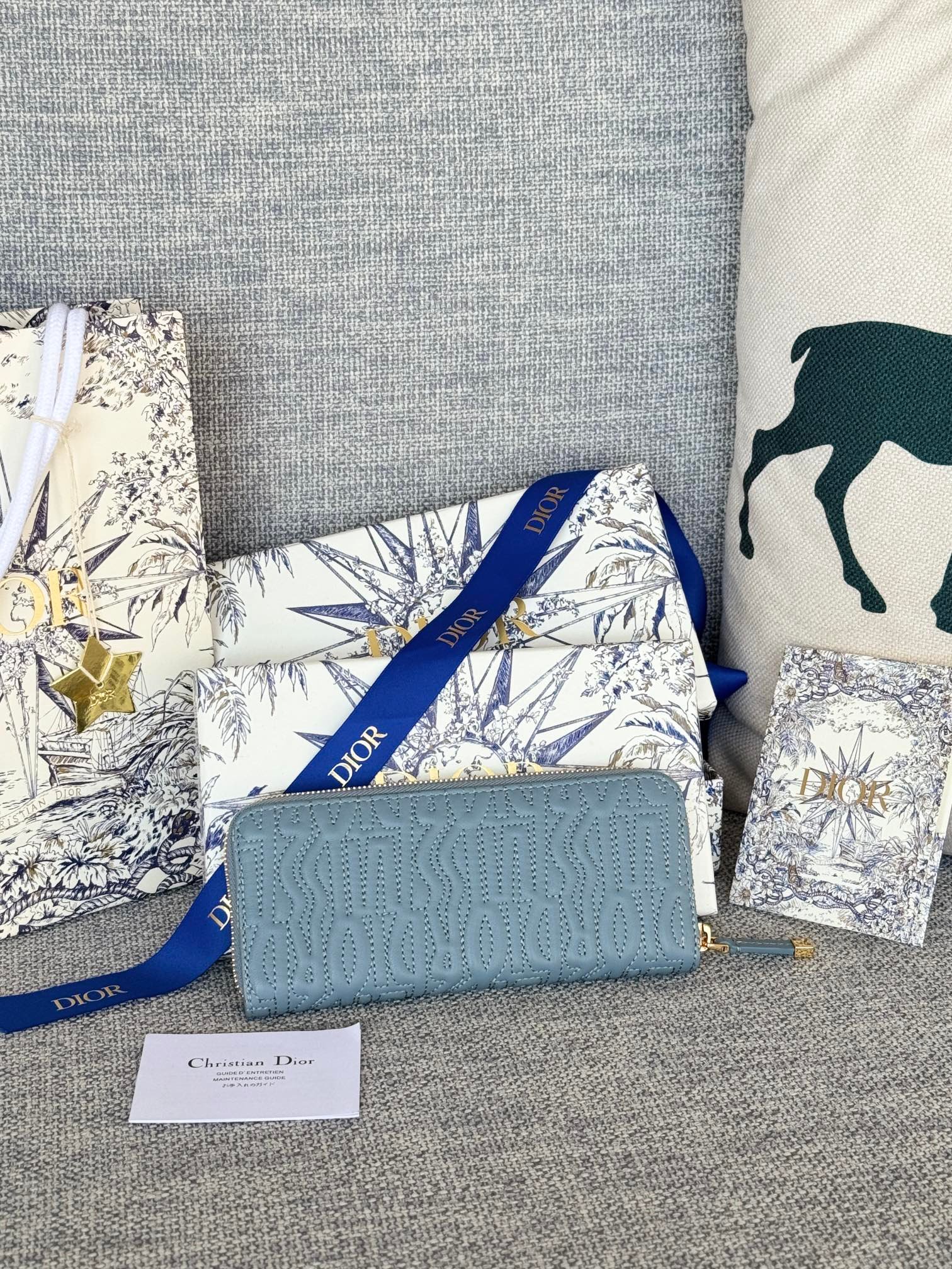 {Style No: QJC6ANYE} VERTICAL LONG ZIP WALLET 20 IN BABY BLUE QUILTED ALLOVER CALFSKIN - Image 7