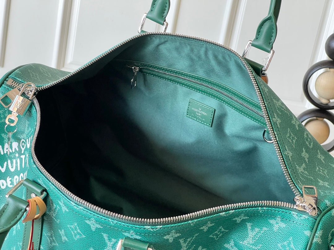 {Style No: WXF7WEF9} KEEPALL BANDOULIÈRE 50 IN GREEN MONOGRAM HERITAGE CANVAS - Image 3