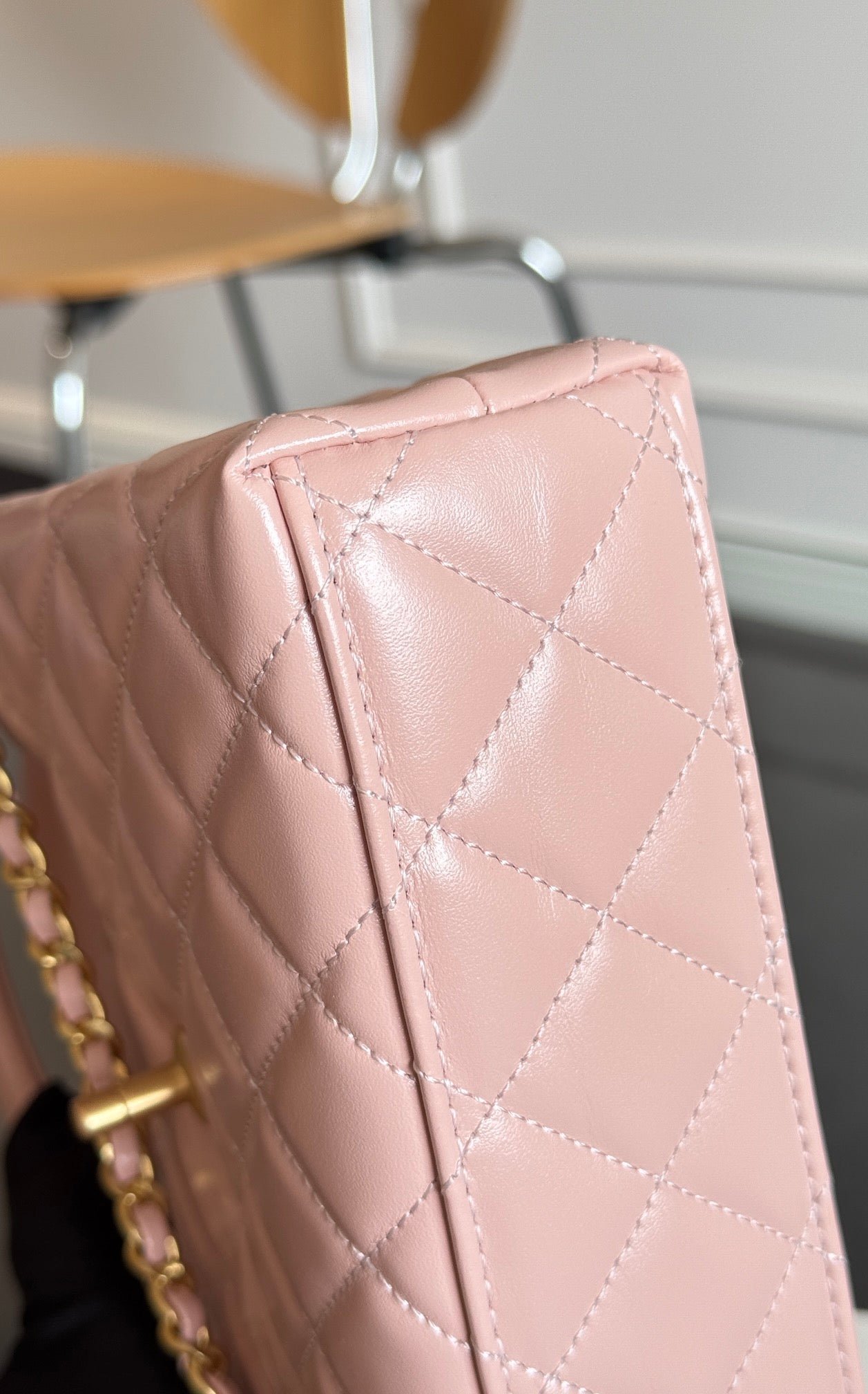 {Style No: XDYZBG93} KELLY SHOPPING BAG 19 IN LIGHT PINK CALFSKIN GOLD HARDWARE - Image 4