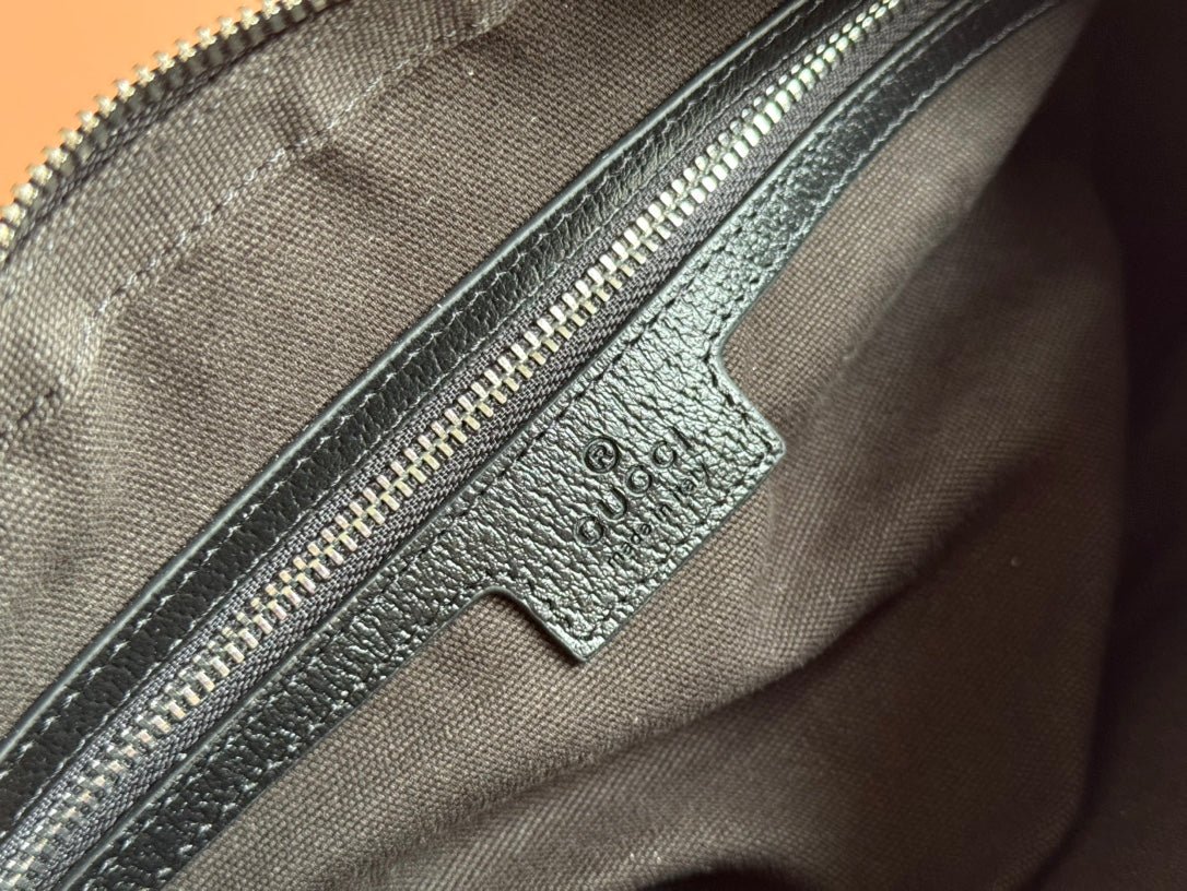 {Style No: HSCQXOFL} SMALL CROSSBODY BAG 24 WITH TAG IN BLACK CALFSKIN AND CANVAS TRIM - Image 4