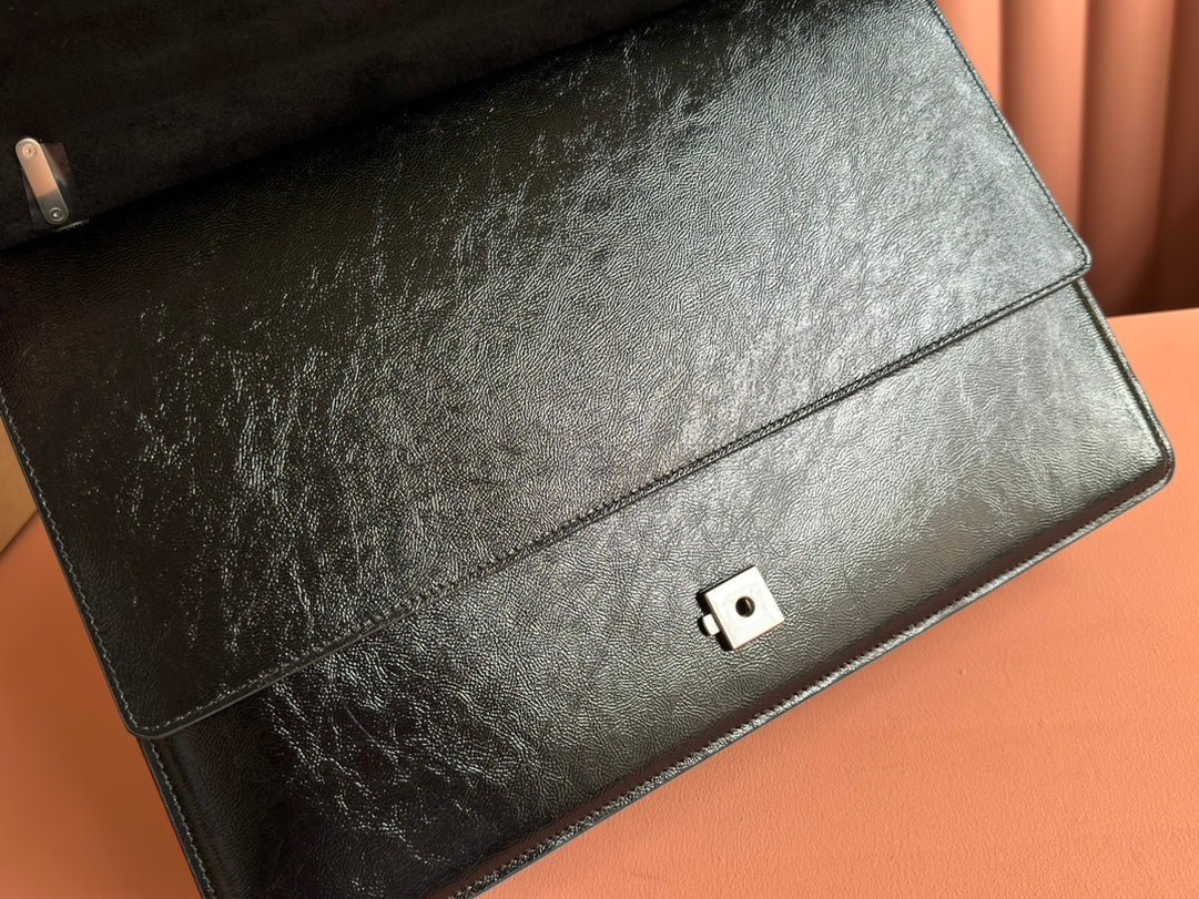 {Style No: O8V3VYOY} DIONYSUS LAGRE SHOULDER BAG 42 IN BLACK GG GLOSSY LAMBSKIN - Image 7