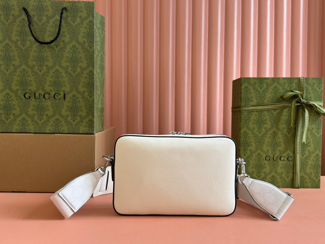 {Style No: JQ4YUL55} SMALL CROSSBODY BAG 24 WITH TAG IN WHITE CALFSKIN AND CANVAS TRIM - Image 5