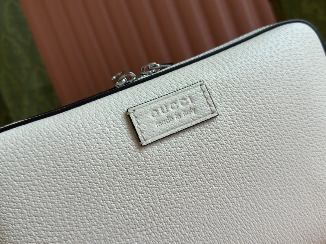 {Style No: JQ4YUL55} SMALL CROSSBODY BAG 24 WITH TAG IN WHITE CALFSKIN AND CANVAS TRIM - Image 6