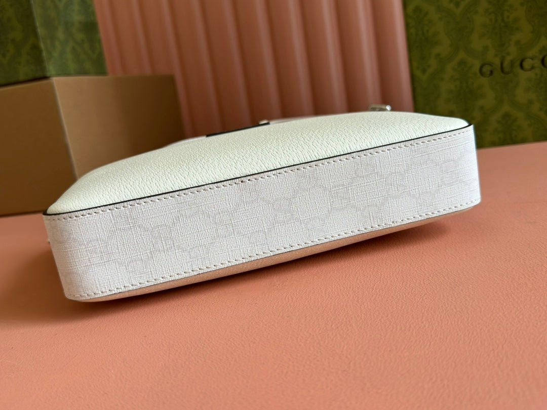 {Style No: JQ4YUL55} SMALL CROSSBODY BAG 24 WITH TAG IN WHITE CALFSKIN AND CANVAS TRIM - Image 7